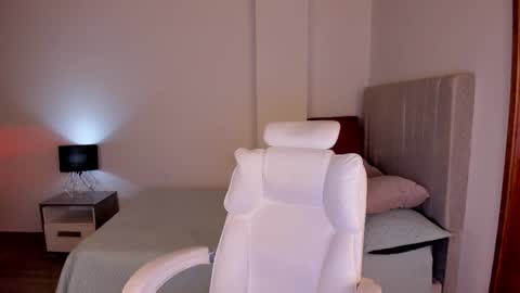 Snapshot of samy_one chatting on March 1, 9:39 pm Samy online show from March 1, 9:39 pm