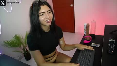 Snapshot of samymelo chatting on July 18, 1:59 pm samymelo online show from July 18, 1:59 pm
