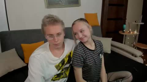 SamyScott online show from November 12, 8:48 am