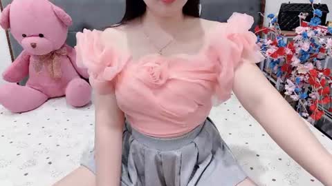 sanami_sian_ online show from June 12, 1:37 am