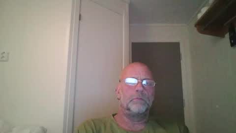 sandnesrune523 online show from November 20, 6:40 pm