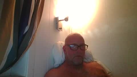 sandnesrune523 online show from January 18, 3:21 am