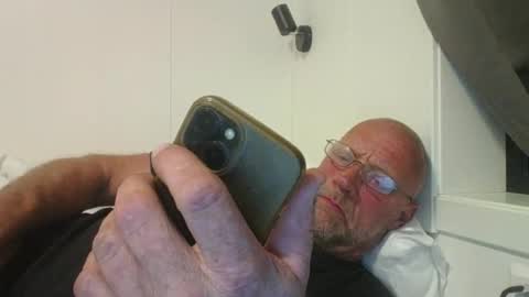 sandnesrune523 online show from June 13, 9:02 pm