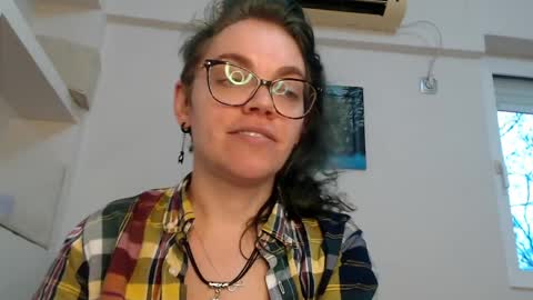 Sandra online show from March 26, 4:12 pm