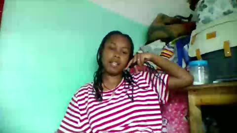 sandra1253099 online show from October 8, 6:38 pm