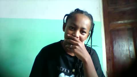 sandra1253099 online show from February 2, 6:28 pm