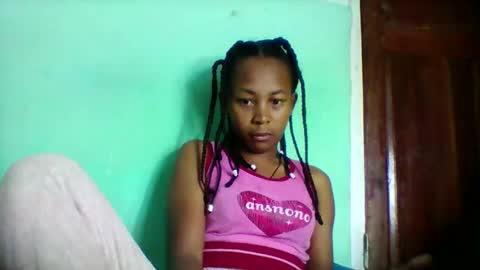 sandra1253099 online show from May 7, 6:08 am