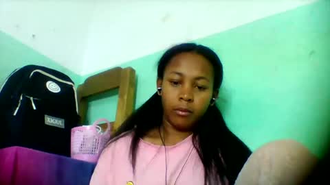 sandra1253099 online show from June 13, 7:17 am