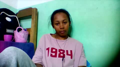 sandra1253099 online show from July 6, 5:04 pm
