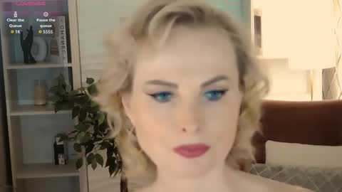 Snapshot of sandra_kind chatting on March 7, 5:48 am Sandra online show from March 7, 5:48 am