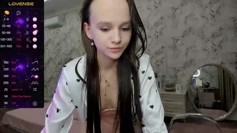 Snapshot of sandra_powers chatting on November 30, 12:58 am sandra_powers online show from November 30, 12:58 am