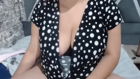 sandraclarkx69 online show from February 2, 10:57 am