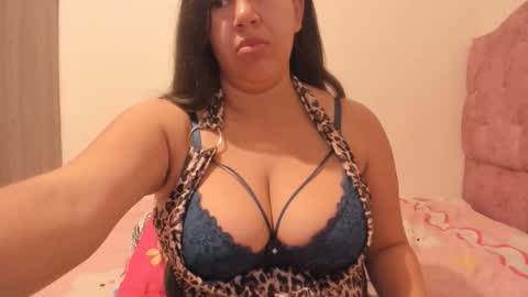 sandraclarkx69 online show from June 2, 12:07 pm