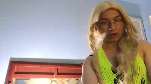 Sandra online show from June 10, 11:42 am