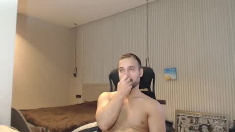 DeAlex online show from January 25, 1:30 pm