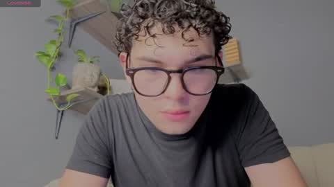 sandro_vitali online show from July 6, 11:40 pm