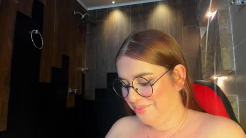 Snapshot of sandy_hanson chatting on March 16, 10:25 pm Sandy online show from March 16, 10:25 pm