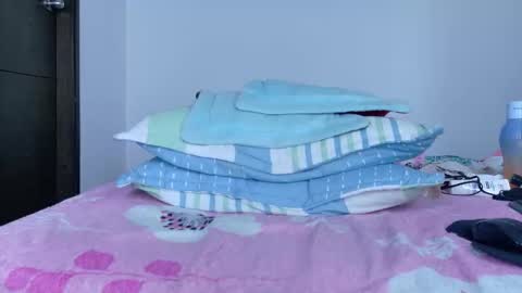 sandy online show from November 26, 3:57 pm