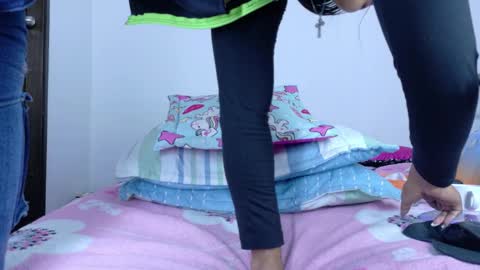 sandy online show from March 11, 9:32 pm