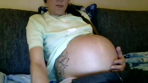 Sandy online show from December 5, 7:17 pm