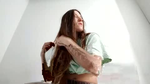 Sandy online show from February 21, 6:15 pm