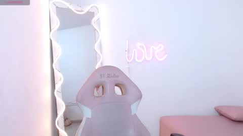 Snapshot of sandyy_tay chatting on November 10, 11:31 am sandyy_tay online show from November 10, 11:31 am