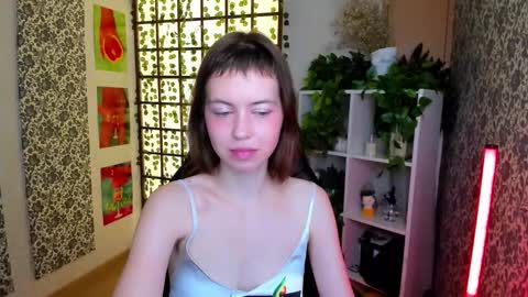 Snapshot of sangria_wine chatting on September 13, 8:36 am Sonya online show from September 13, 8:36 am