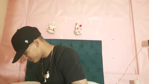 Snapshot of saniasex2025 chatting on December 13, 11:54 pm saniasex2025 online show from December 13, 11:54 pm