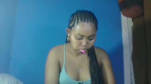 saniazzhh online show from March 17, 3:37 pm