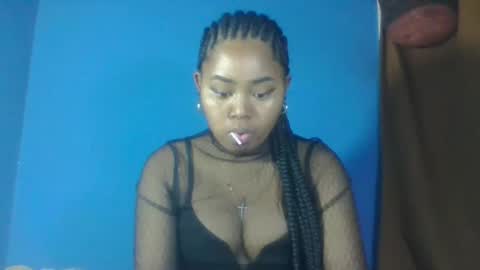 saniazzhh online show from March 19, 11:31 pm