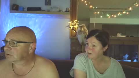 Snapshot of sanroom chatting on November 13, 3:22 pm sanroom online show from November 13, 3:22 pm