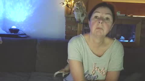 Snapshot of sanroom chatting on November 18, 3:49 pm sanroom online show from November 18, 3:49 pm