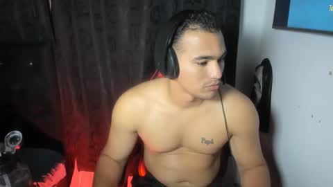 sansmithslop online show from February 18, 3:35 am