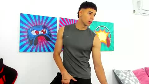 Maximo Santana online show from March 12, 1:50 pm