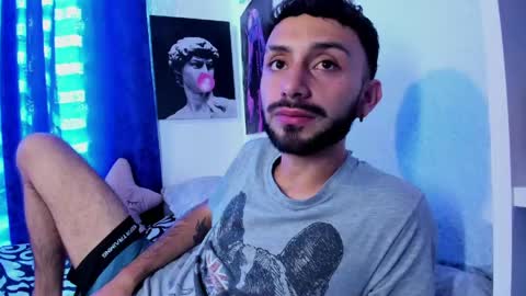 Santi online show from June 2, 7:05 pm