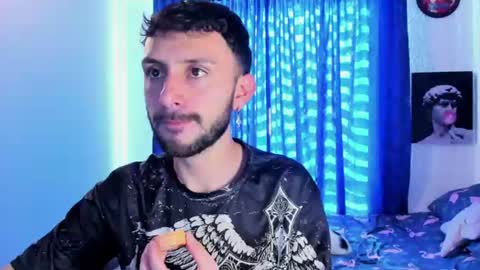 Santi online show from June 11, 7:23 pm