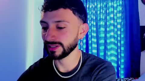 Santi online show from July 8, 8:02 pm