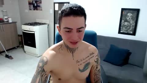 santi_ss online show from November 23, 2:28 pm