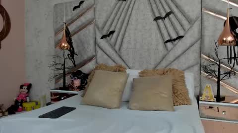 Snapshot of santiabader chatting on November 3, 3:30 am SantiAbader online show from November 3, 3:30 am