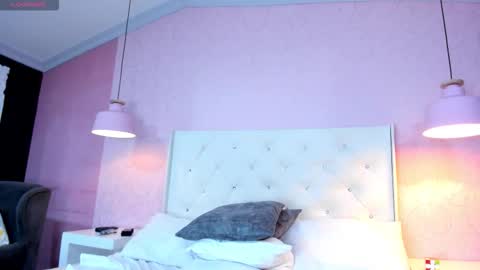 Snapshot of santiabader chatting on November 10, 12:42 am SantiAbader online show from November 10, 12:42 am