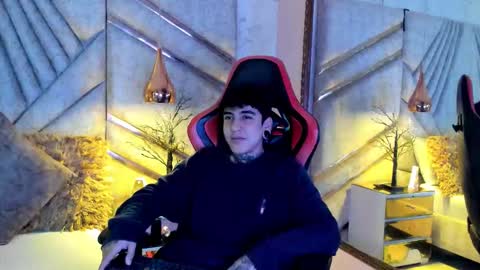 Snapshot of santiabader chatting on November 19, 12:05 pm SantiAbader online show from November 19, 12:05 pm