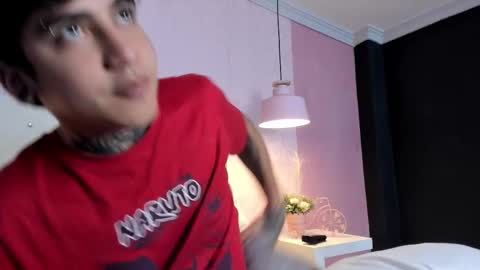 Snapshot of santiabader chatting on November 26, 1:56 pm SantiAbader online show from November 26, 1:56 pm