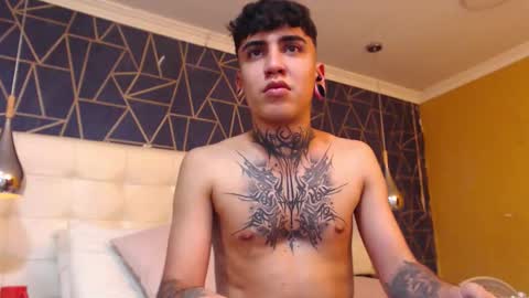 Snapshot of santiabader chatting on November 29, 3:59 pm SantiAbader online show from November 29, 3:59 pm