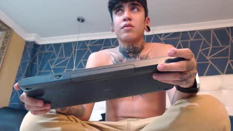 SantiAbader online show from January 17, 8:01 pm