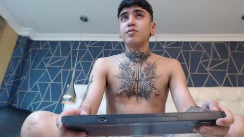 SantiAbader online show from January 31, 7:11 pm