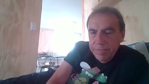 Snapshot of santiago_n chatting on March 18, 4:10 pm santiago_n online show from March 18, 4:10 pm