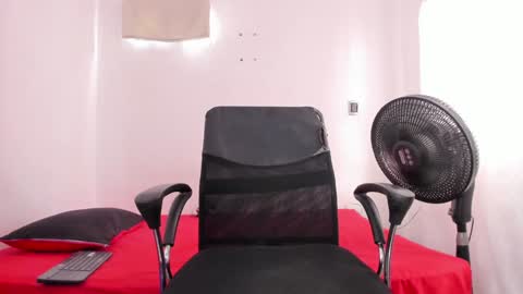 Snapshot of santiceballo chatting on January 29, 8:46 pm Julius Novachrono online show from January 29, 8:46 pm