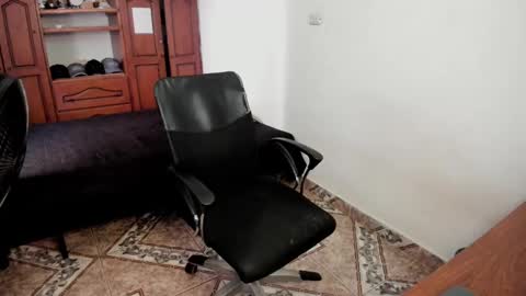 Snapshot of santiceballo chatting on March 12, 10:17 pm Julius Novachrono online show from March 12, 10:17 pm