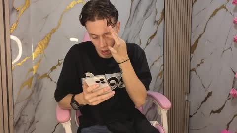 Julius Novachrono  online show from March 16, 11:31 pm