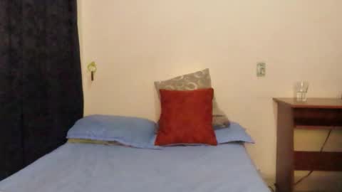 santiexxx online show from October 9, 2:42 am